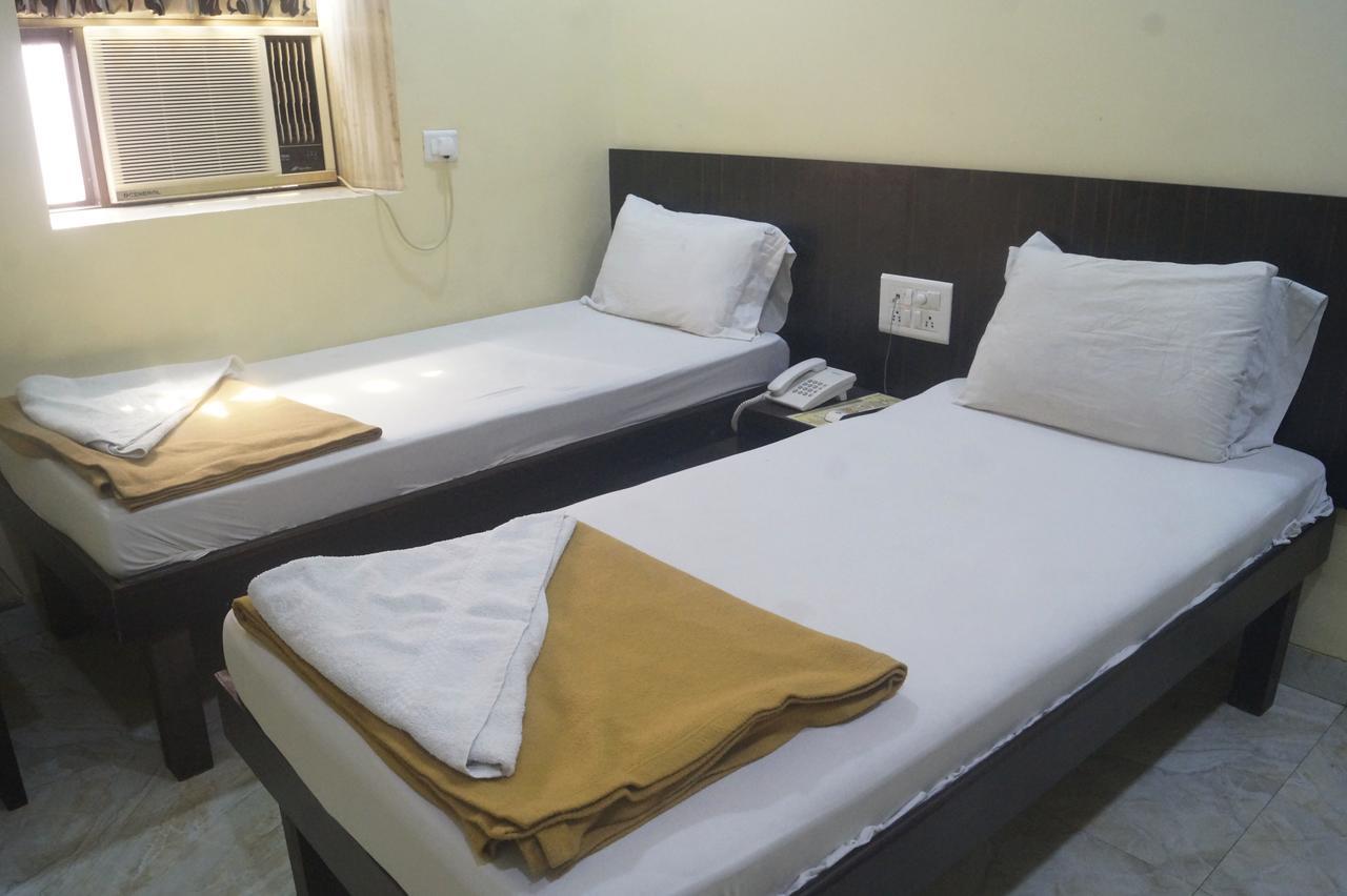 Hotel Zam Zam Palace Bombay Esterno foto