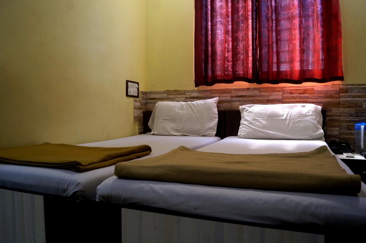 Hotel Zam Zam Palace Bombay Esterno foto